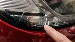 Miten korjata ajovalon halkeama: niksi, joka onnistuu keneltä tahansa autoilijalta