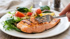 Ravitsemusterapeuteilta kysyttiin, mikä on paras laihdutusillallinen – vastaus oli sama